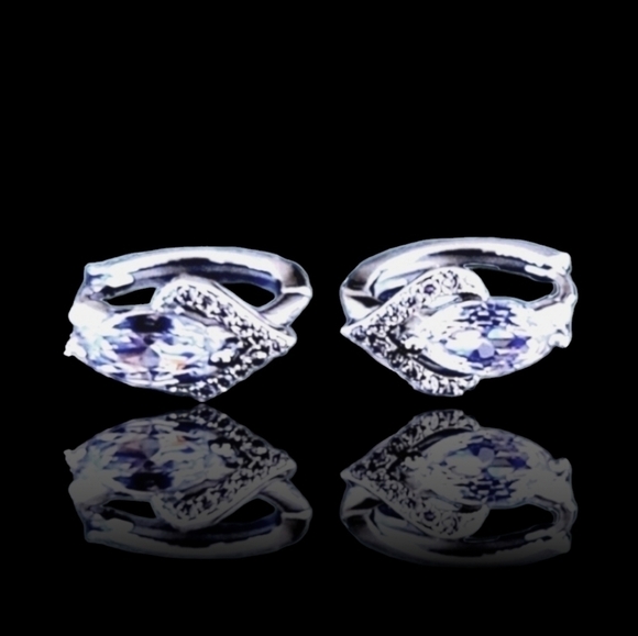 NWT 925 Sterling Silver/Crystal Earrings - Picture 1 of 3